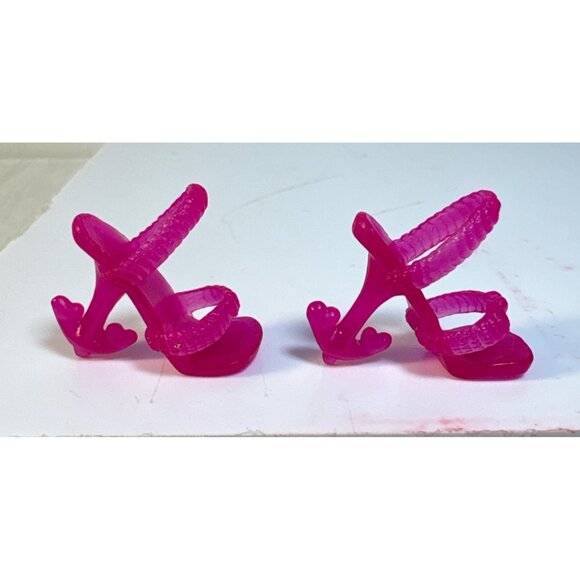 Monster High Shoes For Draculaura Skull Shores Hot Pink Anchor Heels - Picture 3 of 4